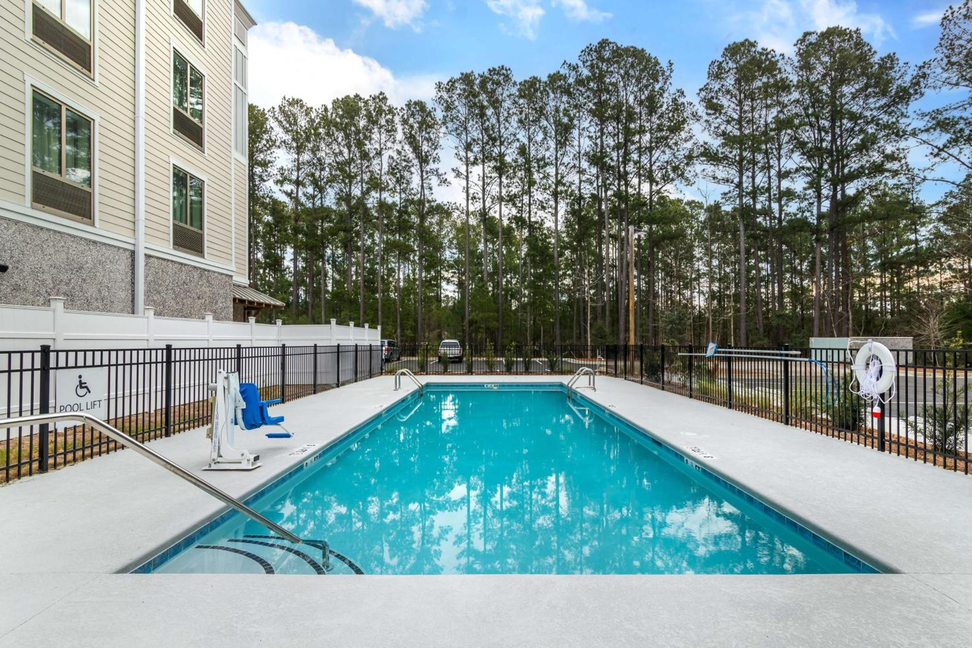 Best Western Plus Bluffton/Hilton Head Hotel Exteriör bild